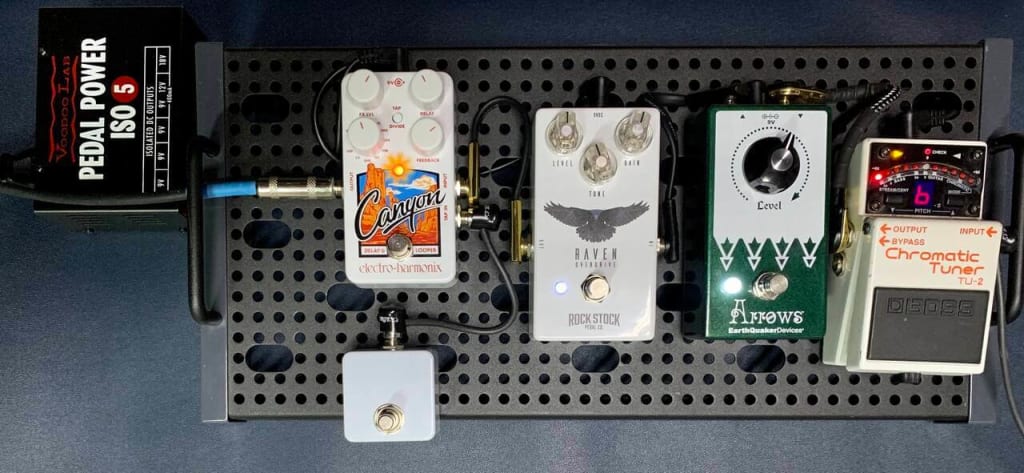 Batteries Or Power Supplies Better For Guitar Pedals, pedals plugged to 9v, pedals using 9v battery